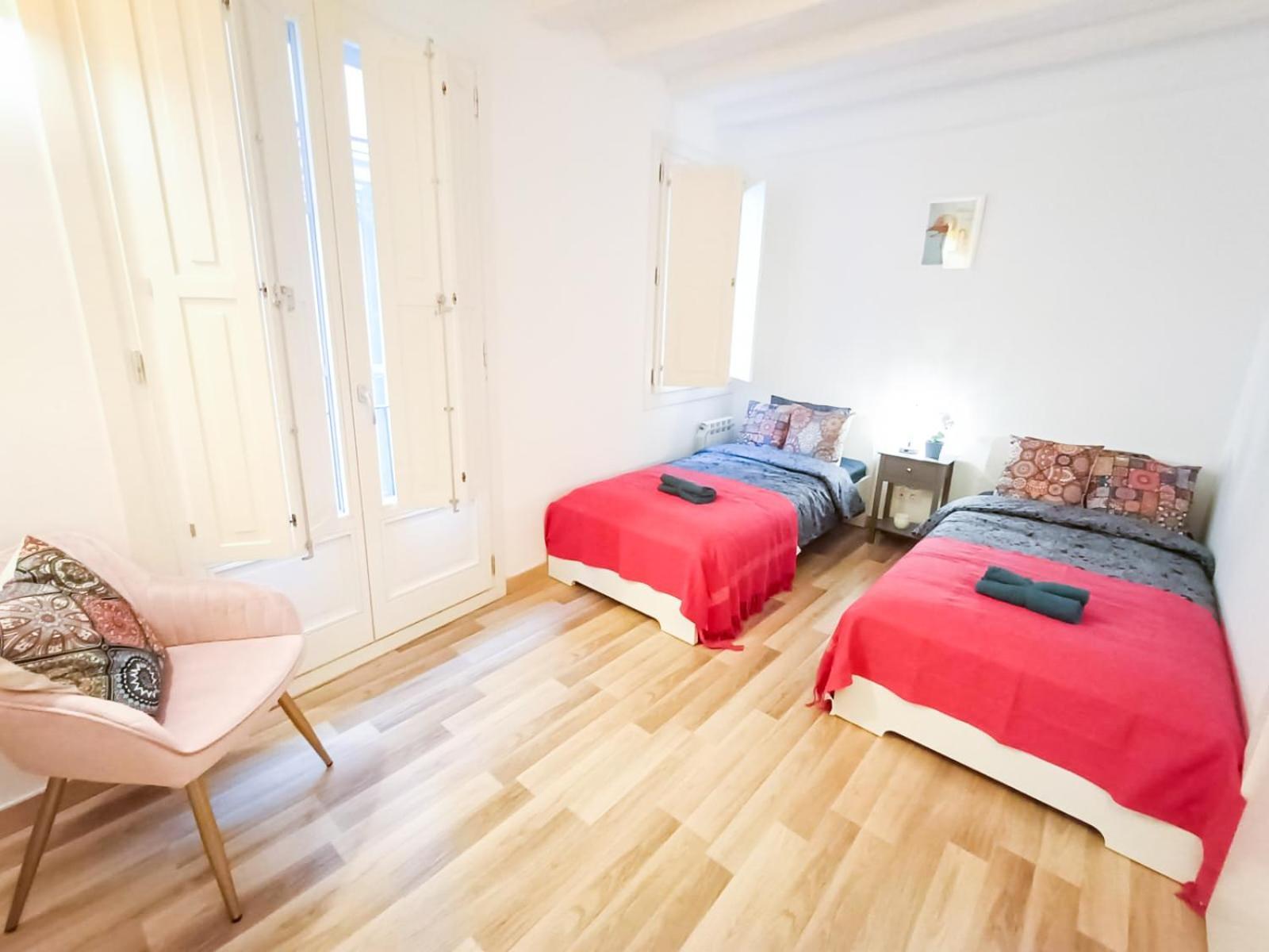 Private Rooms By La Rambla Barcelona Exterior photo